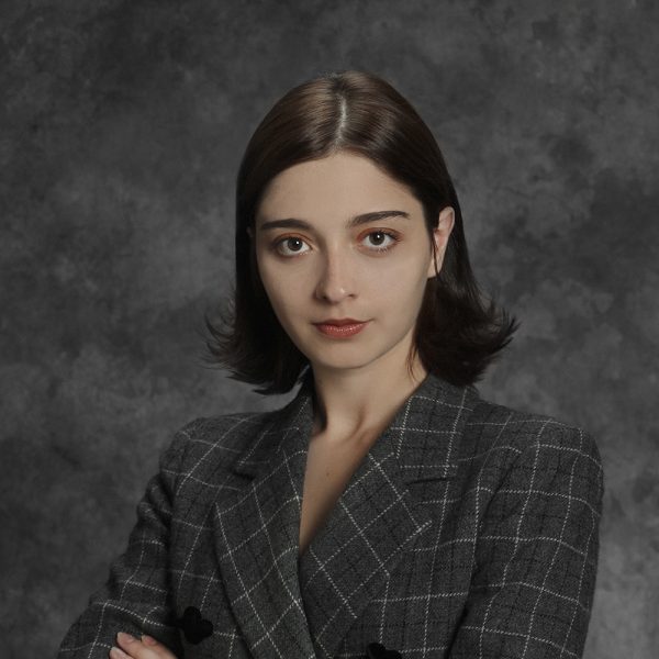 アマリア・ウルマン Amalia ULMAN