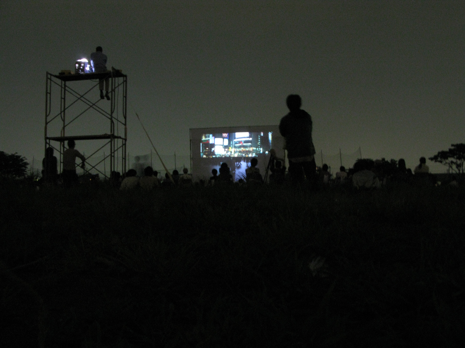 トヨダヒトシ 映像日記／スライドショー