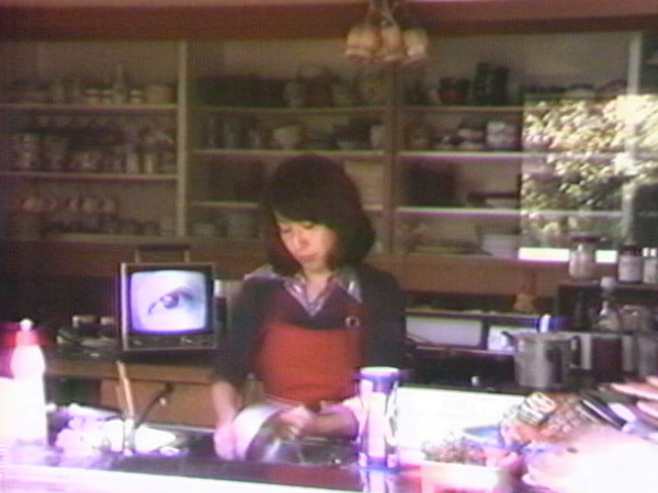 《主婦の一日》1977/9分50秒/日本語(英語字幕付) <i>Another Day of a Housewife</i>/1977/9min. 50sec./Dialogue in Japanese (with English subtitles)