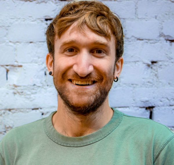 キャメロン・L・ホワイト Cameron L. WHITE